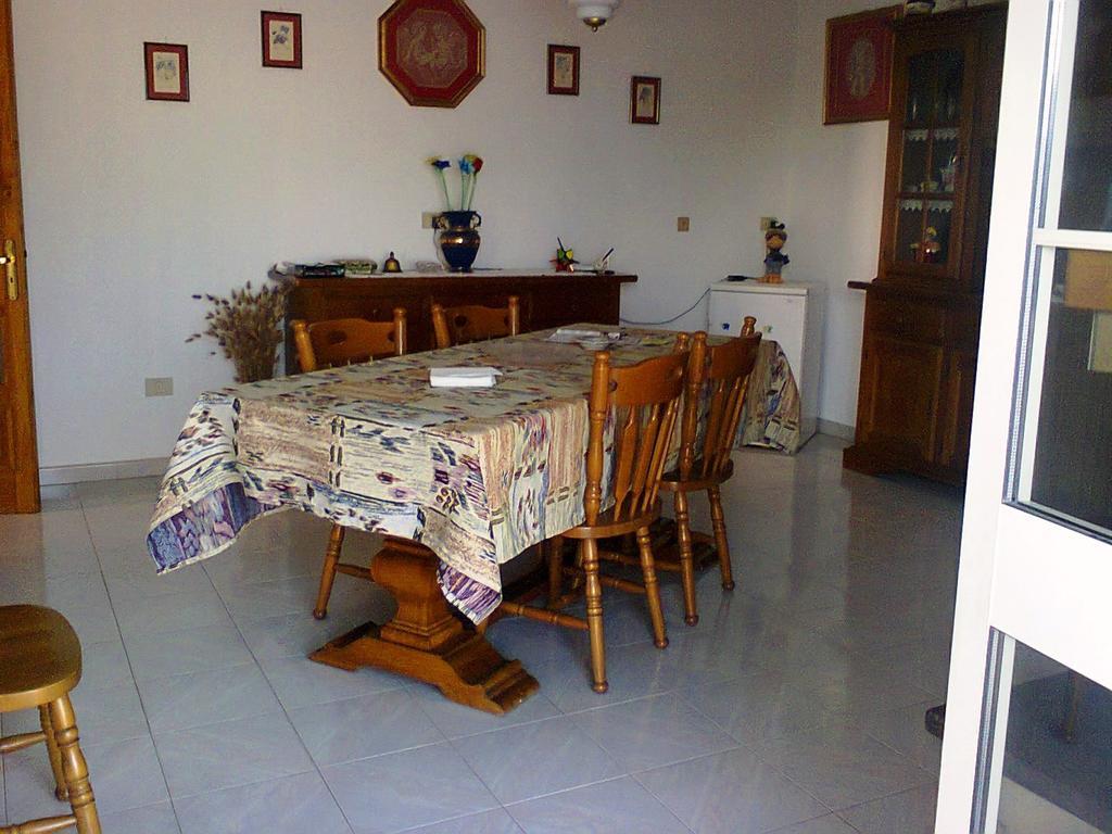 B&B Le Rose Vignacastrisi Luaran gambar