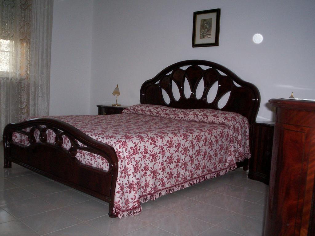 B&B Le Rose Vignacastrisi Bilik gambar